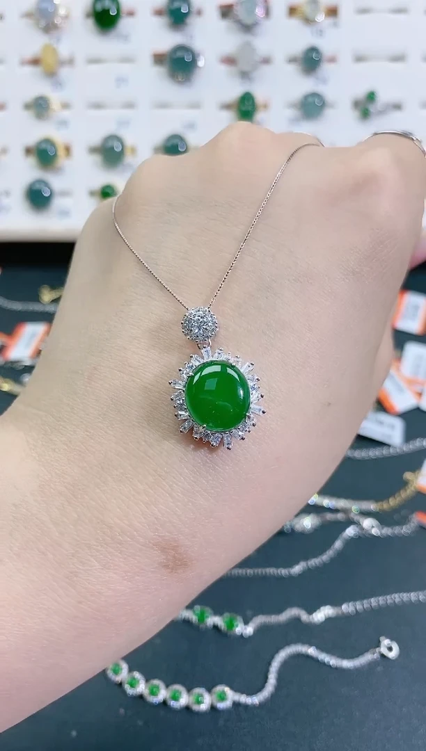 翡翠银S925镶嵌颈饰天然翡翠