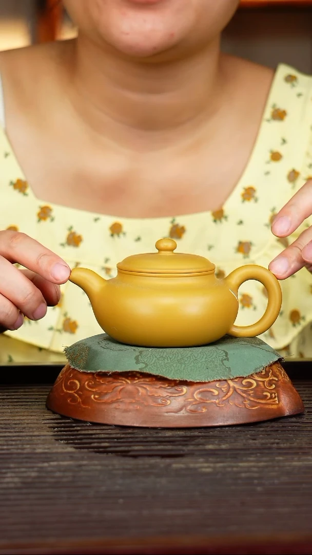 宜兴原矿紫砂壶茶壶宜兴原矿紫砂壶茶壶180C