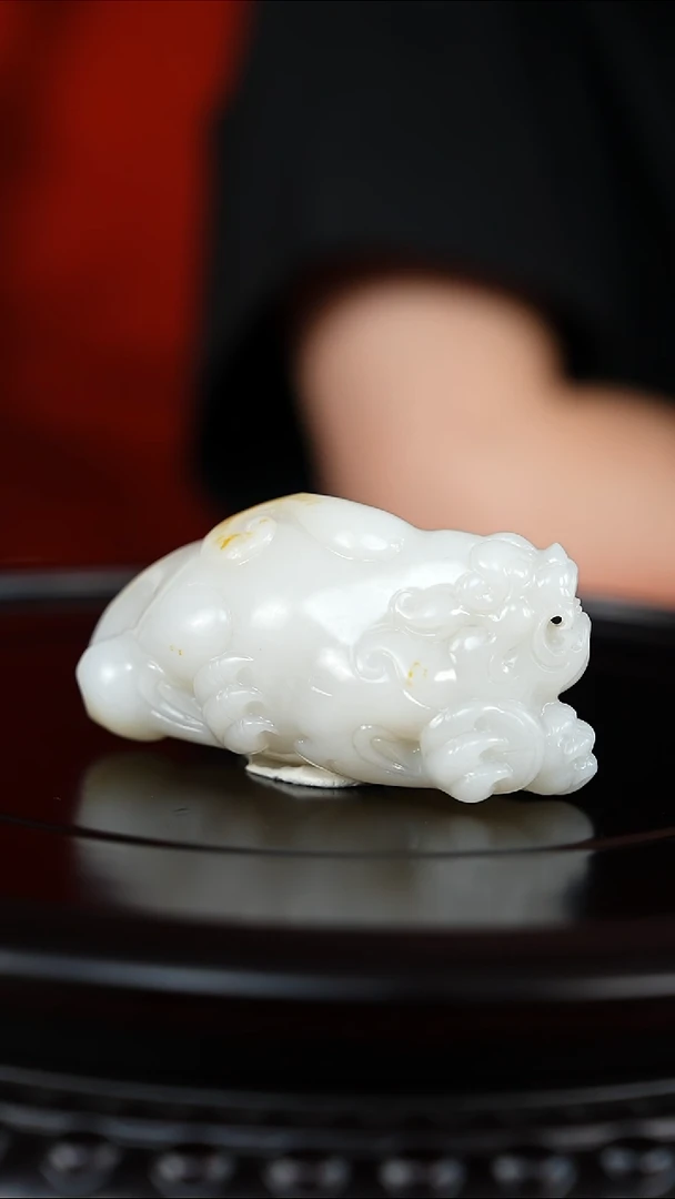 和田玉未镶嵌把件手把件07