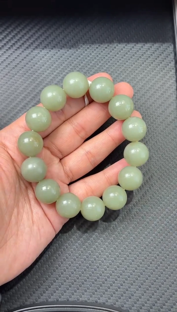 未镶嵌手串和田玉若羌微色差卡16mM