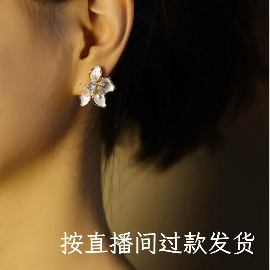 铜合金锆石耳饰 梵2326时尚饰品耳饰