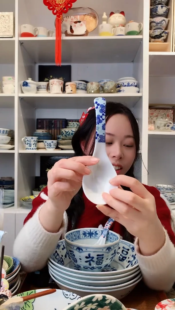 【闪购商品】不锈钢蓝色勺子一支