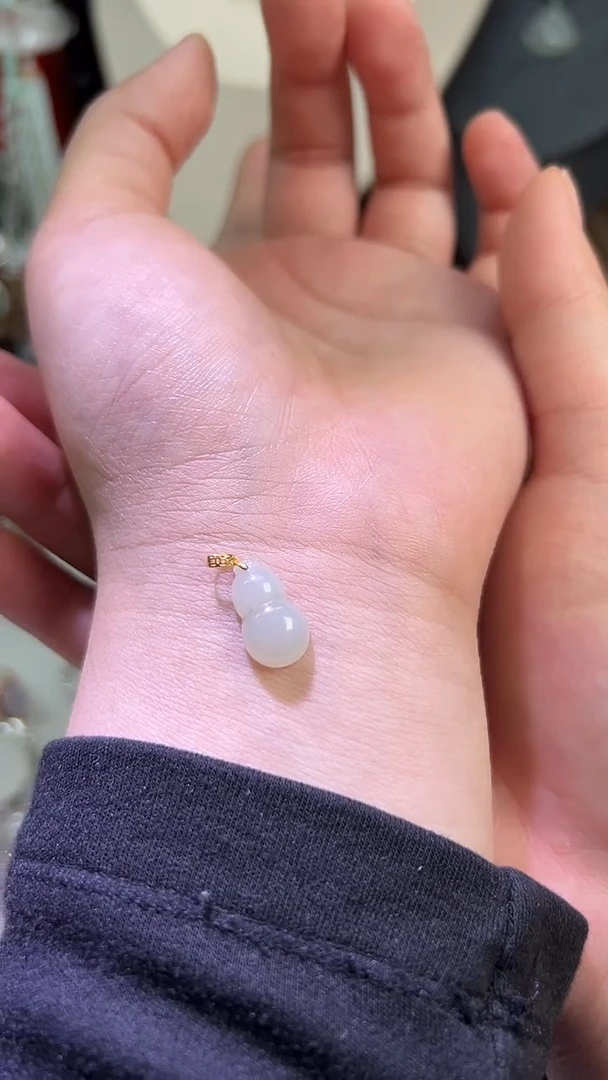 【闪购商品】翡翠颈饰未镶嵌199葫芦