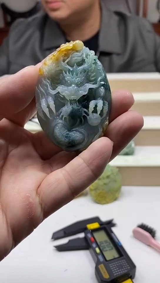 【闪购商品】定制翡翠未镶嵌翡翠A货2025/2/10