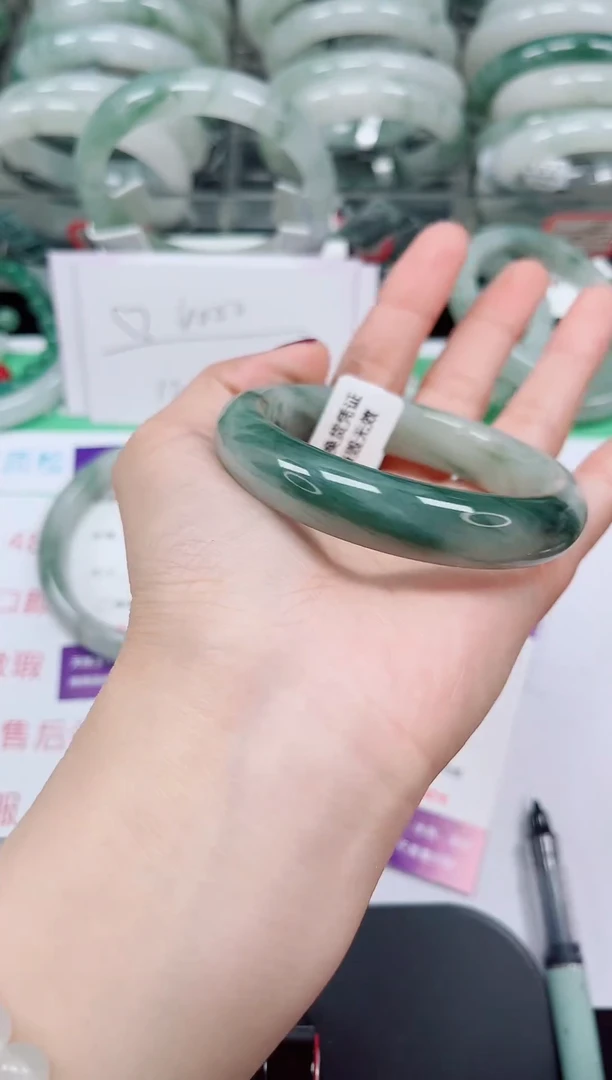 未镶嵌手镯石英质玉93-53/54