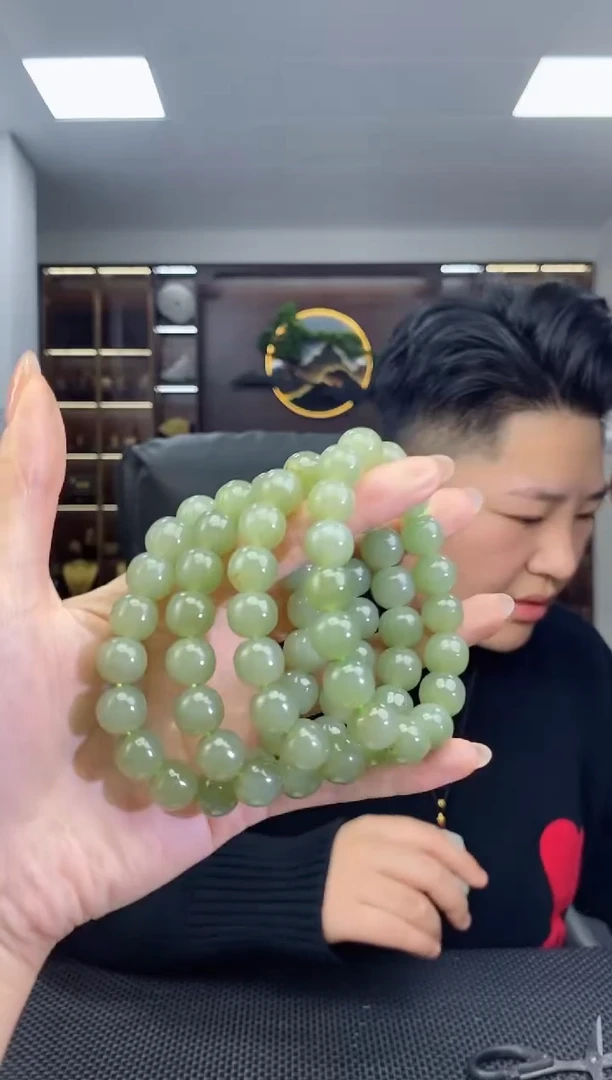 【闪购商品】和田玉手串未镶嵌老型卡12浅多样性 拍一发一