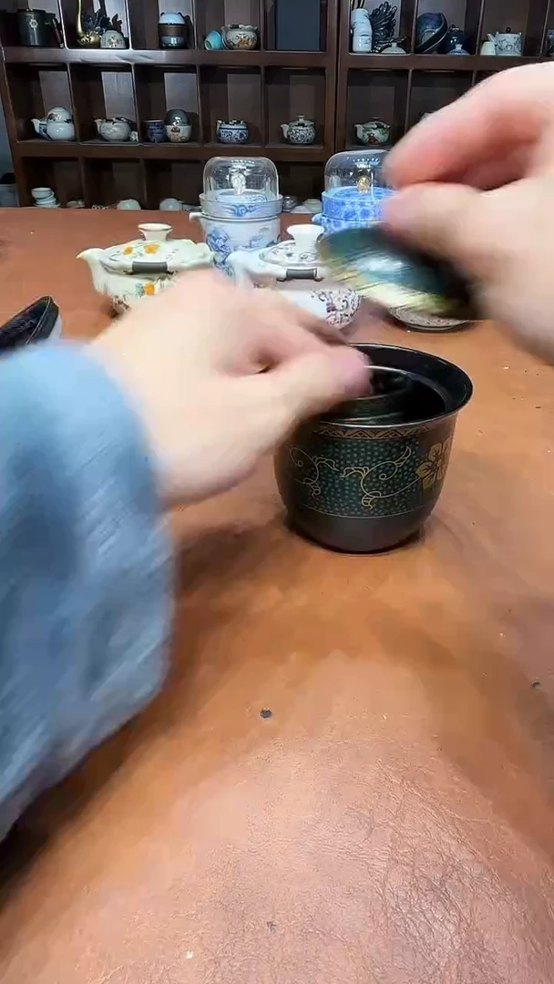 高雅艺术瓷简单清