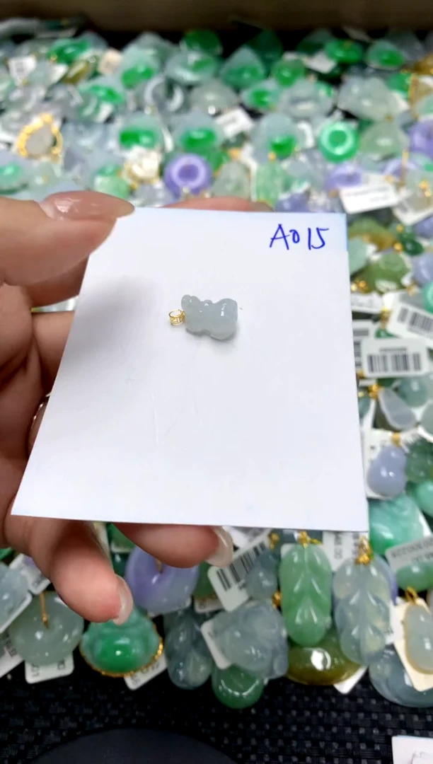 【闪购商品】翡翠颈饰18K金镶嵌1111111111111111