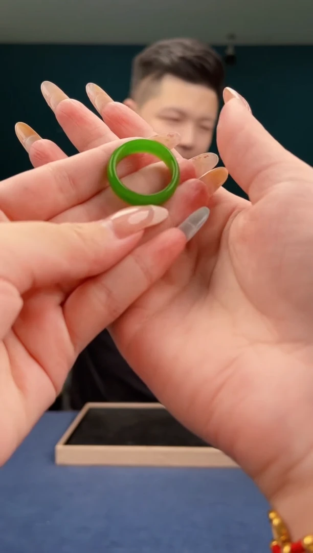 和田玉未镶嵌颈饰拍一发一拍一发一