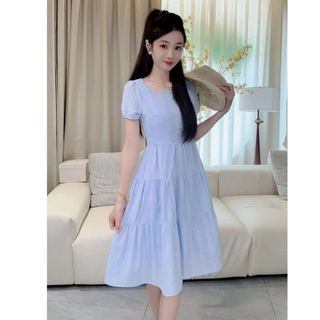 显瘦拼接短袖泡泡袖甜美夏季重工刺绣蓝色连衣裙品质女装红色战袍