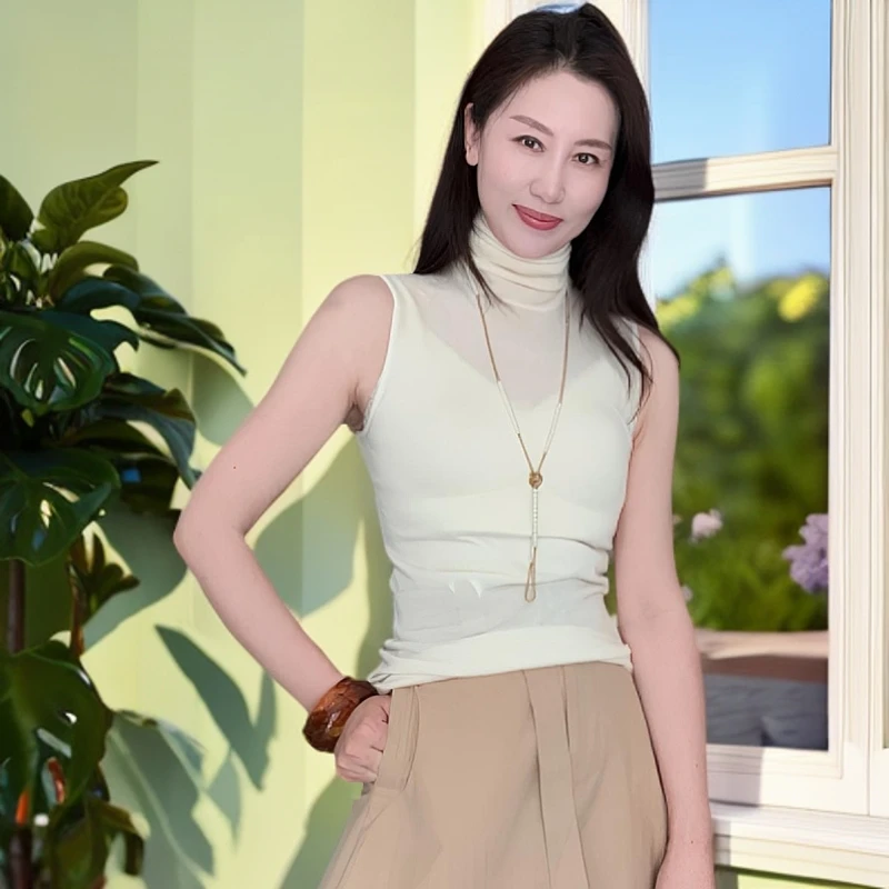 霞霞推荐！修身不紧身无袖高领上衣优雅简约的时尚之选