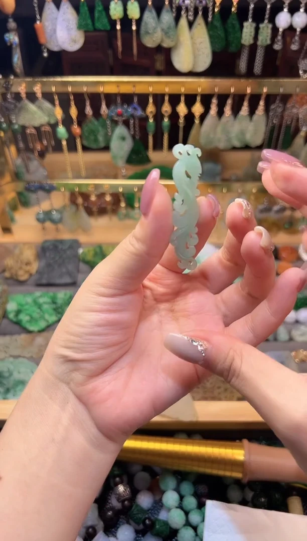 未镶嵌定制翡翠翡翠