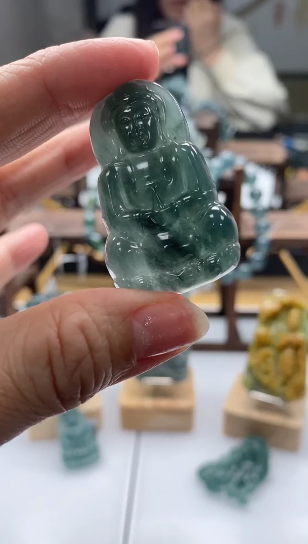 【闪购商品】翡翠颈饰未镶嵌翡翠
