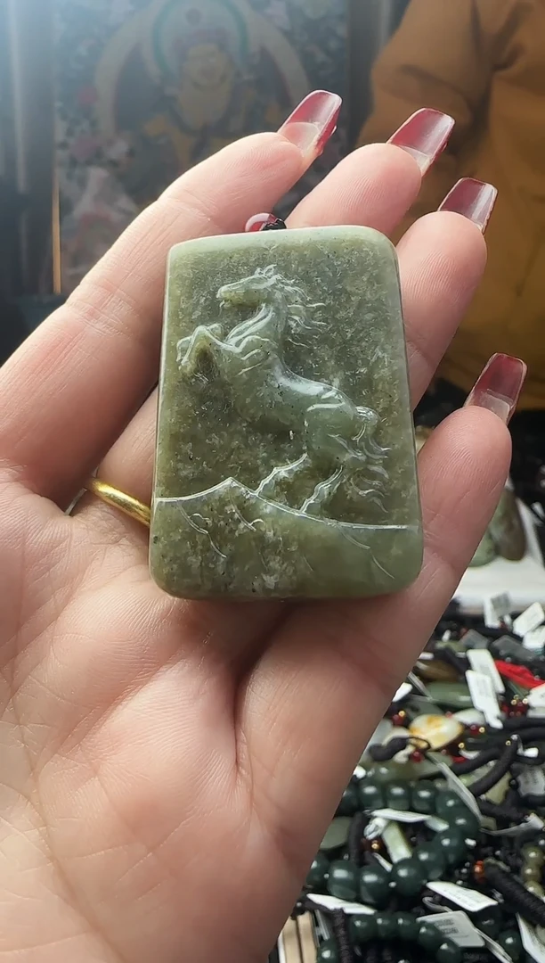 颈饰未镶嵌和田玉068