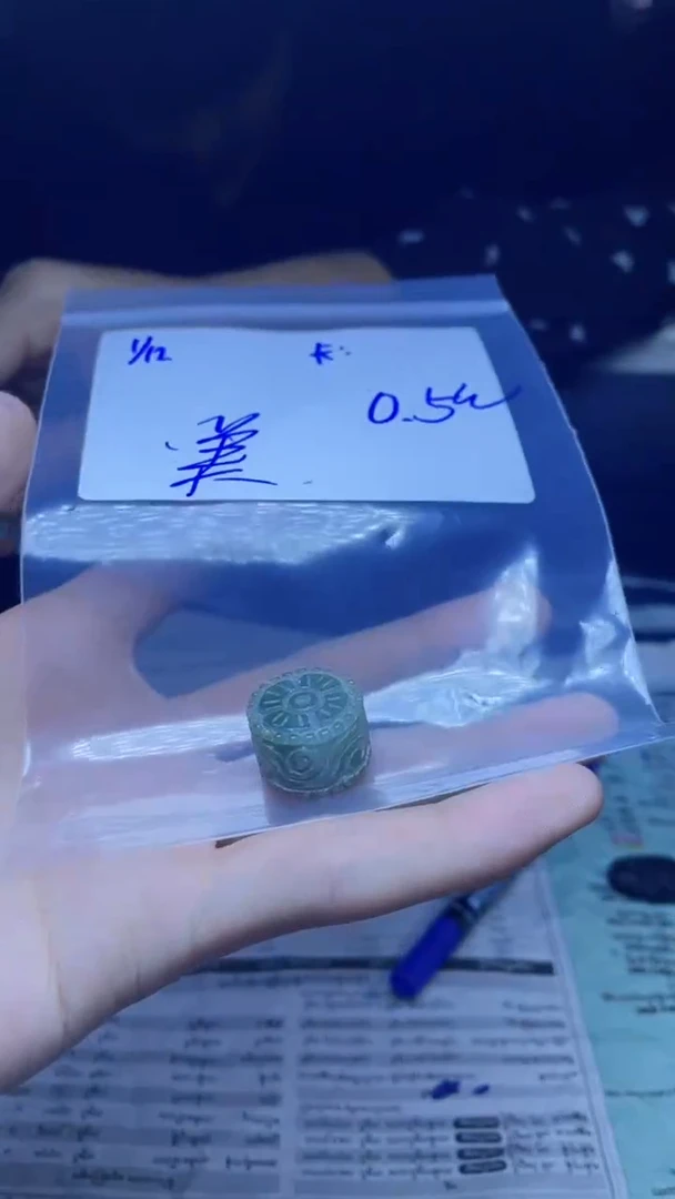 【闪购商品】定制翡翠未镶嵌珠串