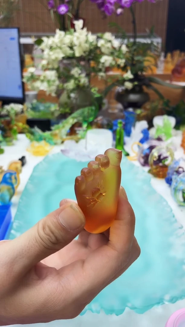 手工艺品琉璃琥珀色知足常乐车挂【微瑕汽泡】