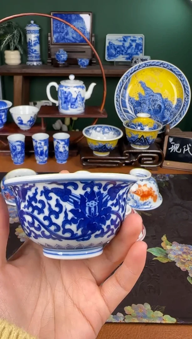 杯缠枝莲。微瑕不退不换 介意勿拍
