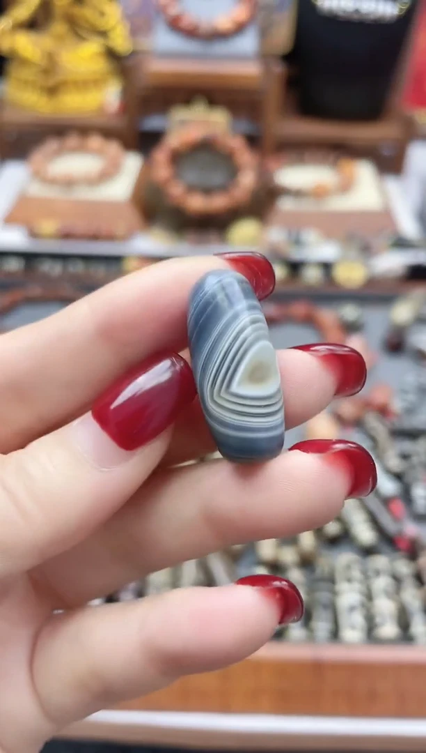 玛瑙/玉髓散珠天然缠丝单珠