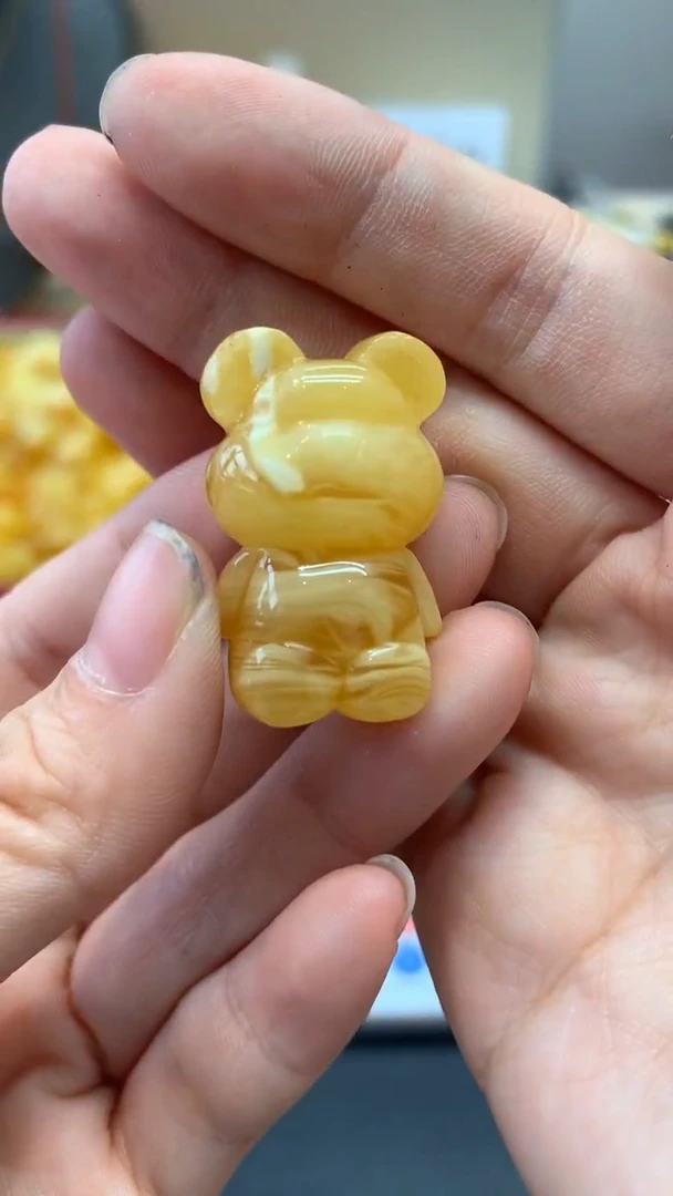 未镶嵌琥珀珠宝奇石602