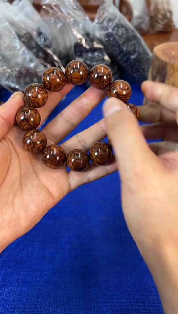 手串/手链黄花梨/降香黄檀2.0叉纹对眼手串