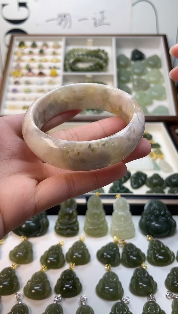 手镯玛瑙/玉髓未镶嵌手镯 玛瑙/玉髓 未镶嵌
