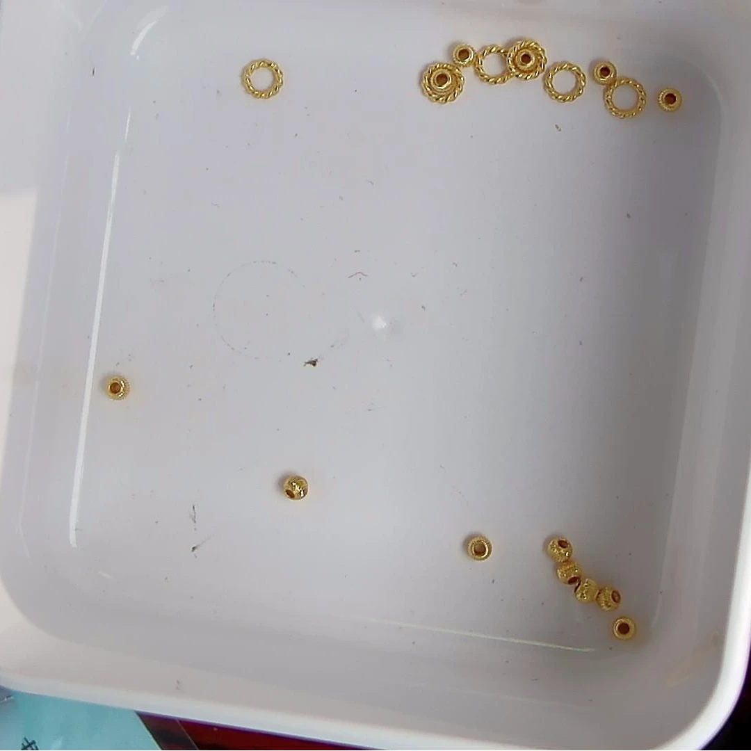 黄金足金小金 豆