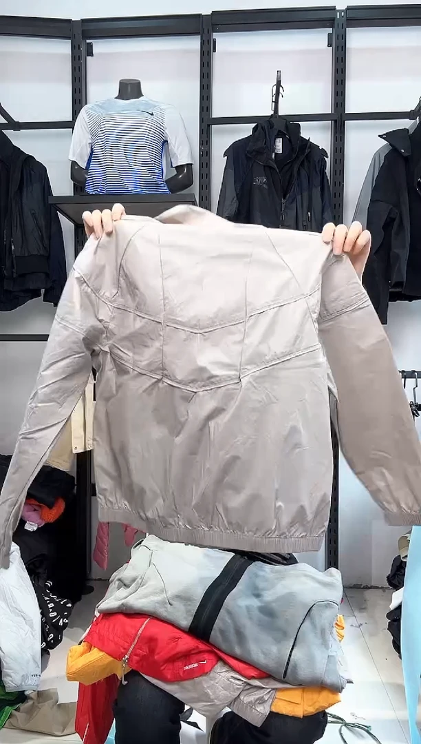 2436编码  瑕疵直播间过款为准 尺码155