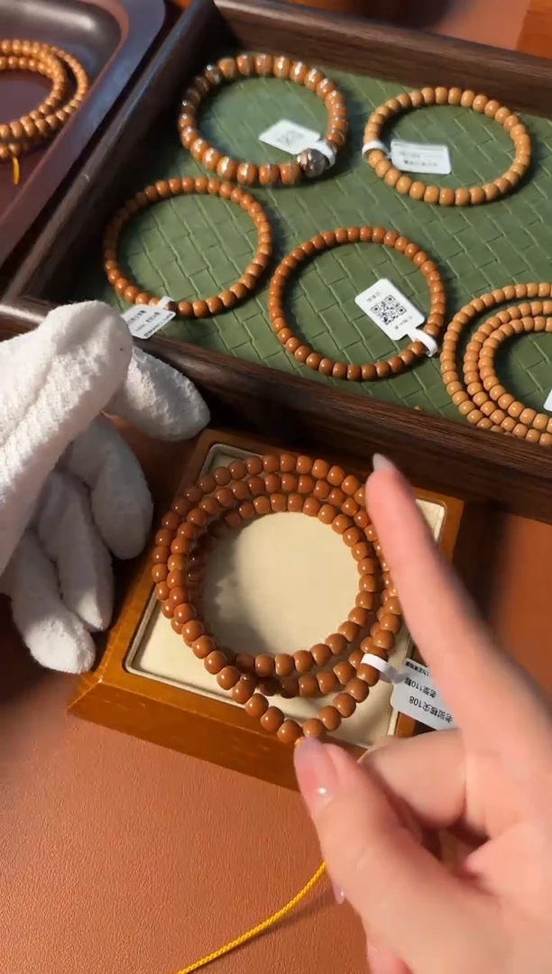 手串橄榄核【168】6.5mm老挝核尖老型108、正三花一条毕业