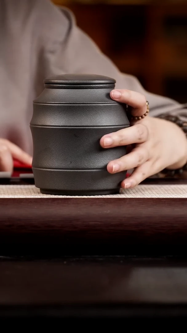 茶杯紫砂季畅园     甘雨 茶叶罐
