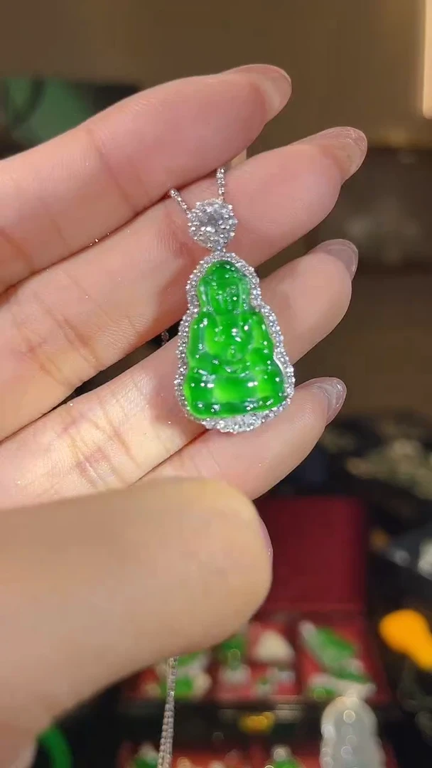 【闪购商品】翡翠吊坠(不含链)银S925镶嵌天然翡翠A货