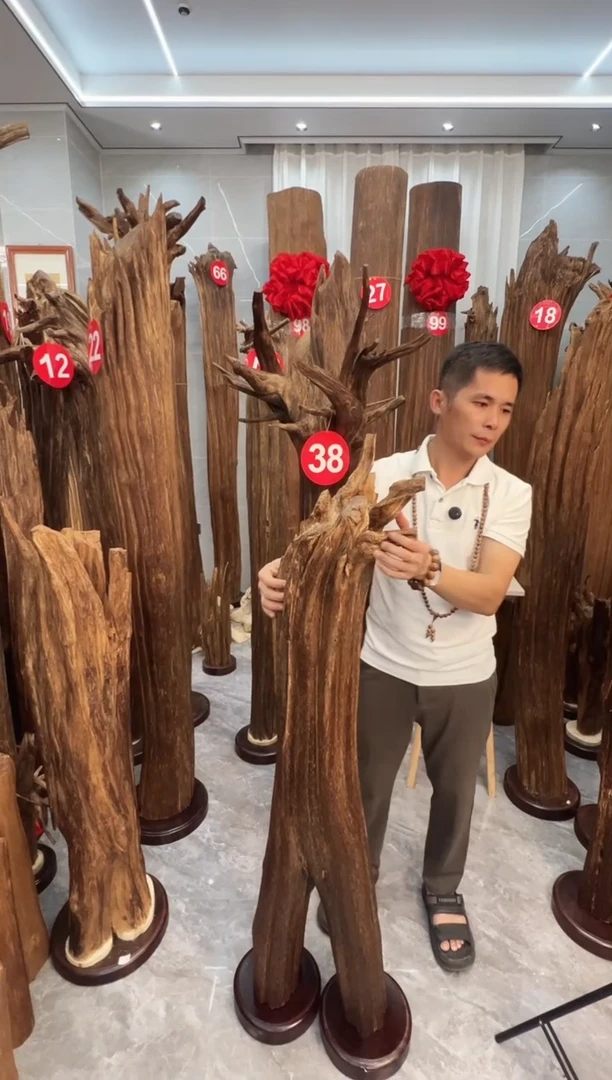 沉香摆件君*沉香原料