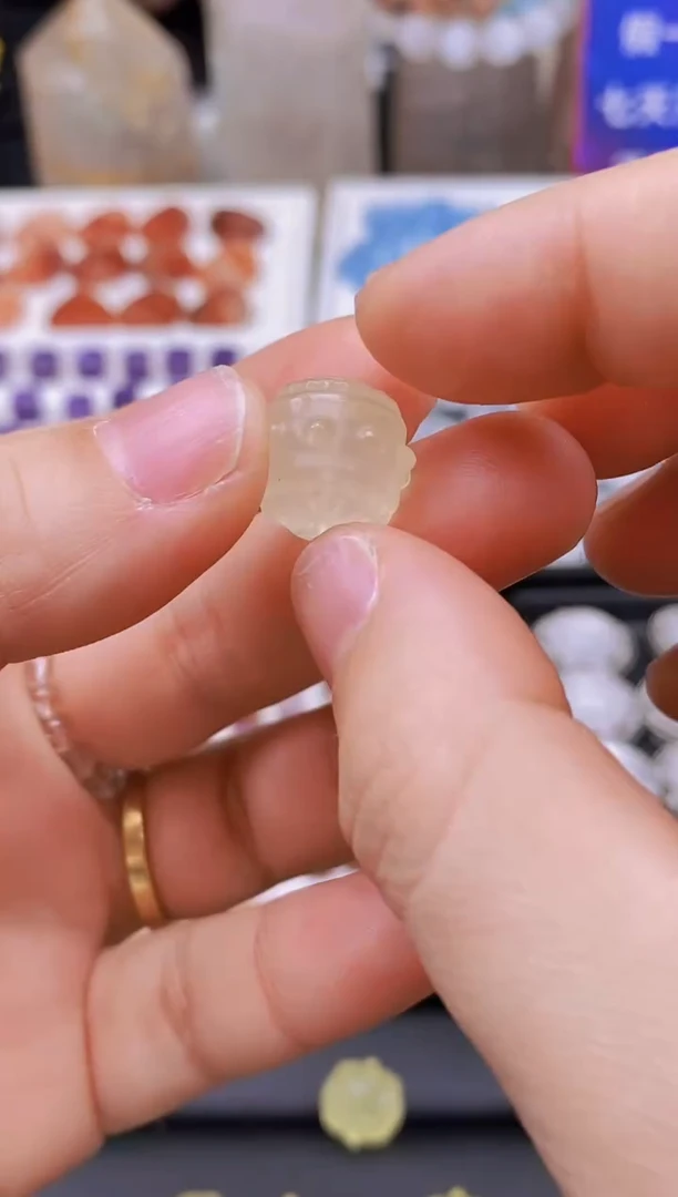 【闪购商品】水晶吊坠(不含链)未镶嵌7a多样性发其一/1.30/1个