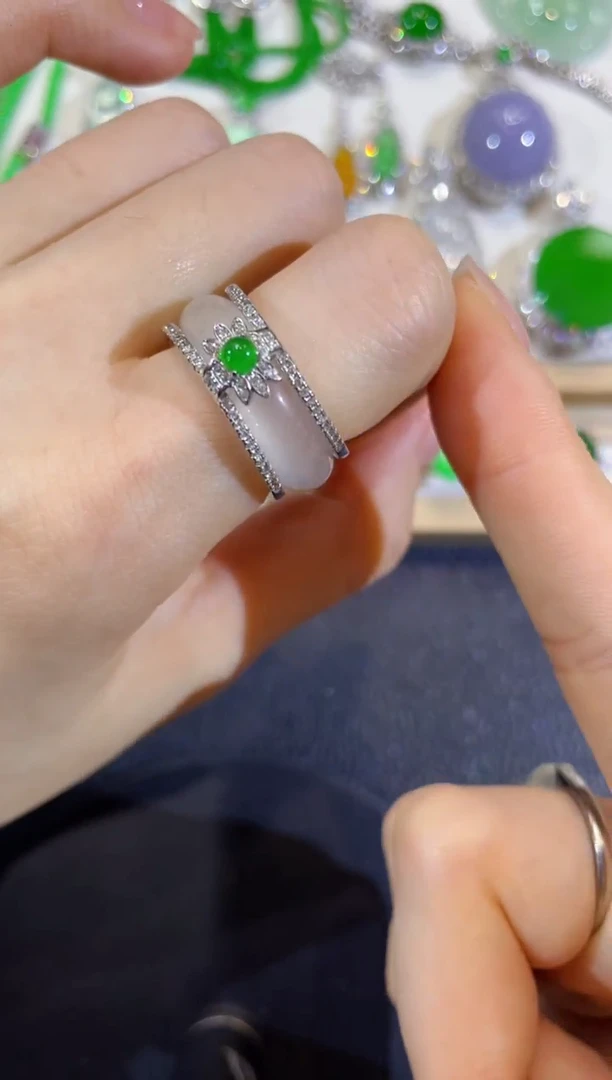 颈饰未镶嵌翡翠多人多样性发货1件1