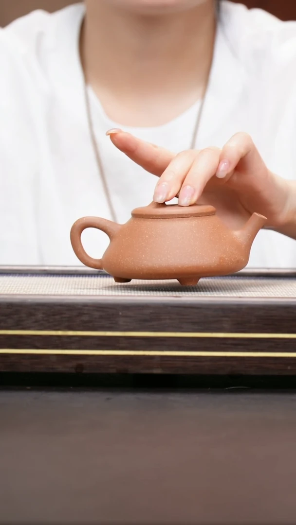 茶壶紫砂老段泥  任瓢
