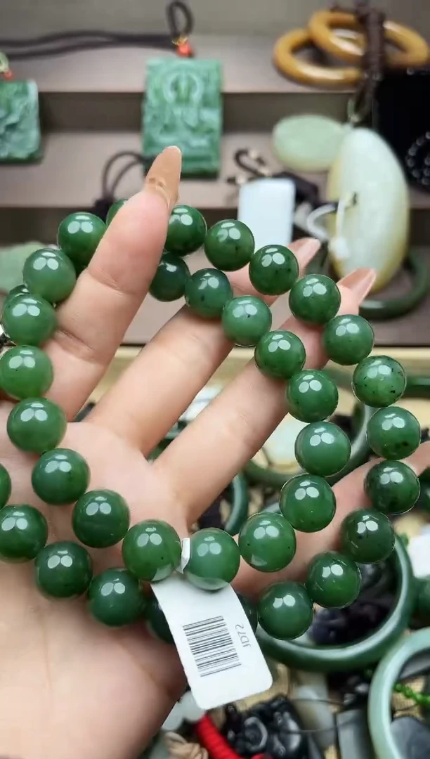 颈饰未镶嵌和田玉未镶嵌和田玉吊坠多样性拍一发一