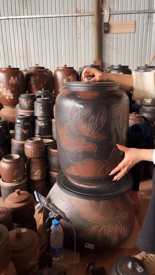 【闪购商品】壶瑕疵茶缸高50cm荷花 320