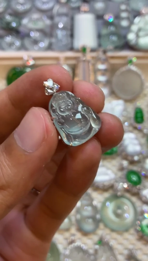 吊坠(不含链)18K金镶嵌翡翠佛公