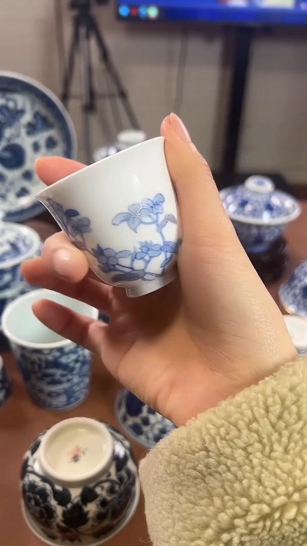 描银青花小花闻香杯