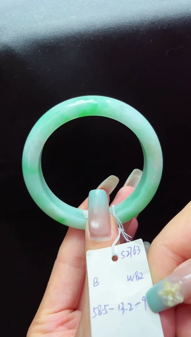 翡翠手镯未镶嵌58-59正10