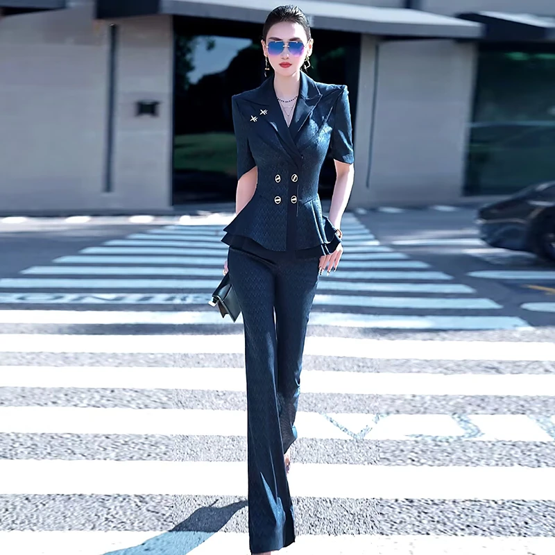 职业OL假两件双排扣西装套装2025新款短袖小西服喇叭裤两件套