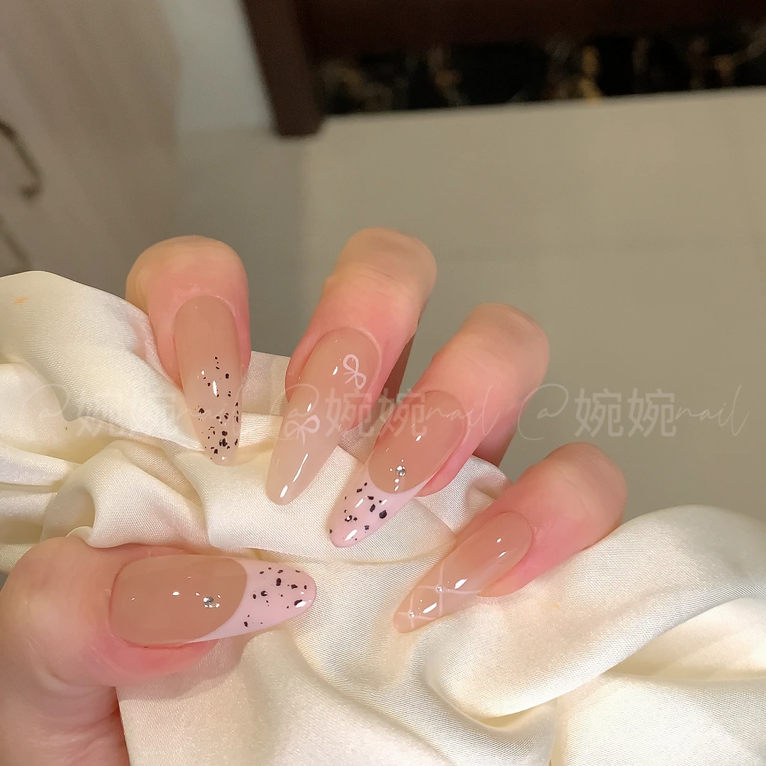 【琳琅】纯手工手绘蛋壳法式设计百搭穿戴甲