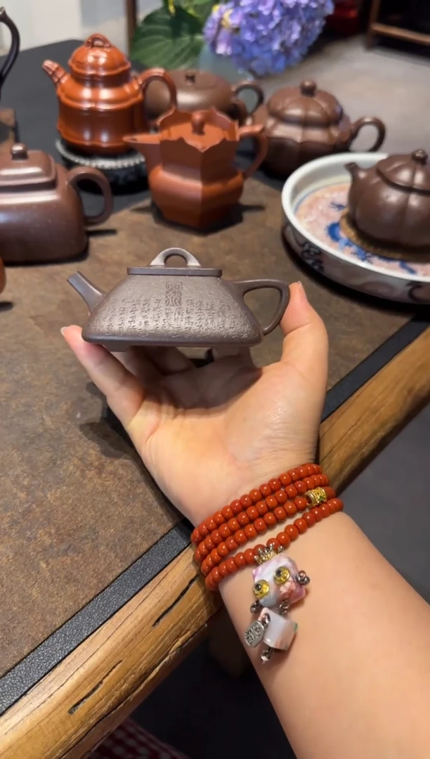 茶壶紫砂四方石瓢 刻绘