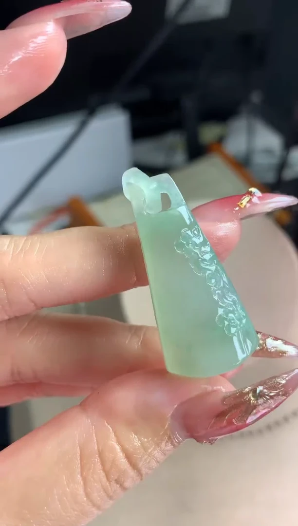 定制翡翠未镶嵌毛货