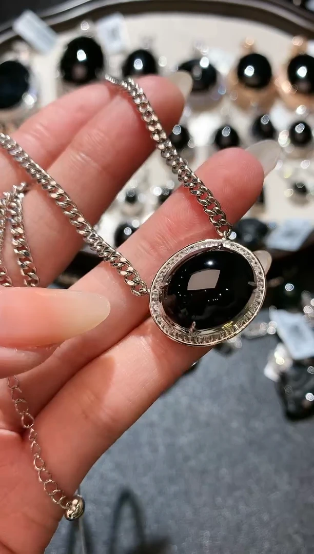 【闪购商品】翡翠吊坠(不含链)18K金镶嵌118-套链