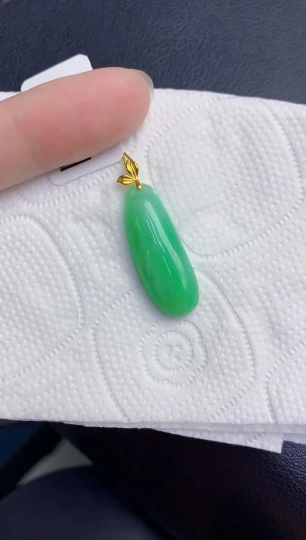 颈饰18K金镶嵌翡翠天然翡翠缅甸A货