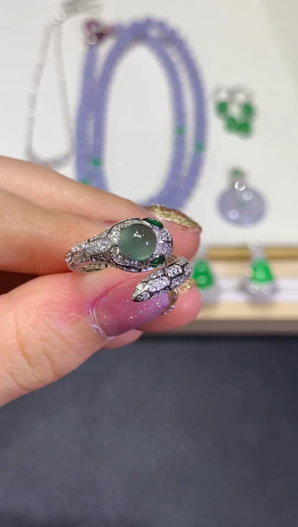 【闪购商品】翡翠颈饰未镶嵌2团购多样性发货