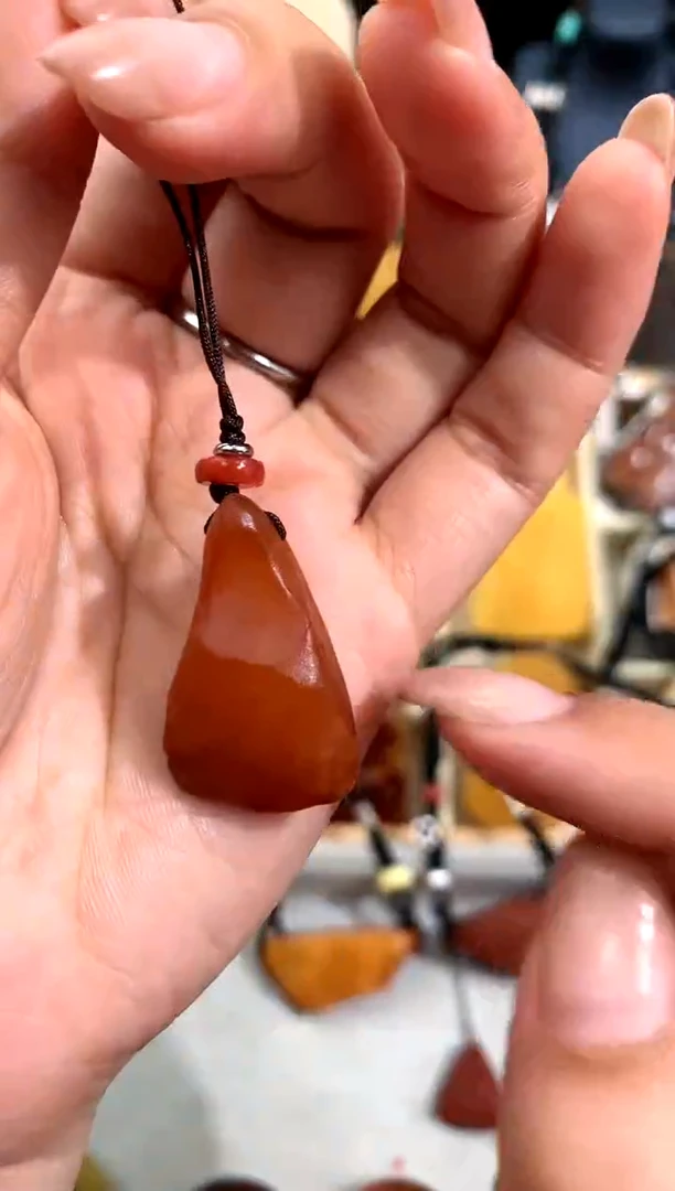 【闪购商品】蜜蜡裸石未镶嵌似玉