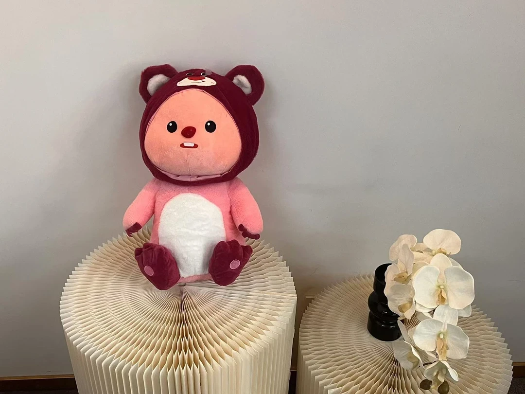 海狸玩偶睡觉抱布娃娃安抚玩具毛绒公仔