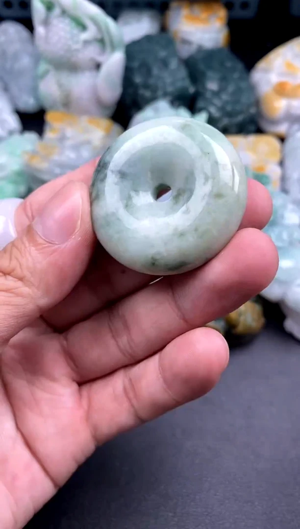 吊坠(不含链)未镶嵌翡翠1