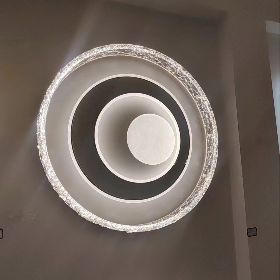 新款现代简约高端大气卧室灯